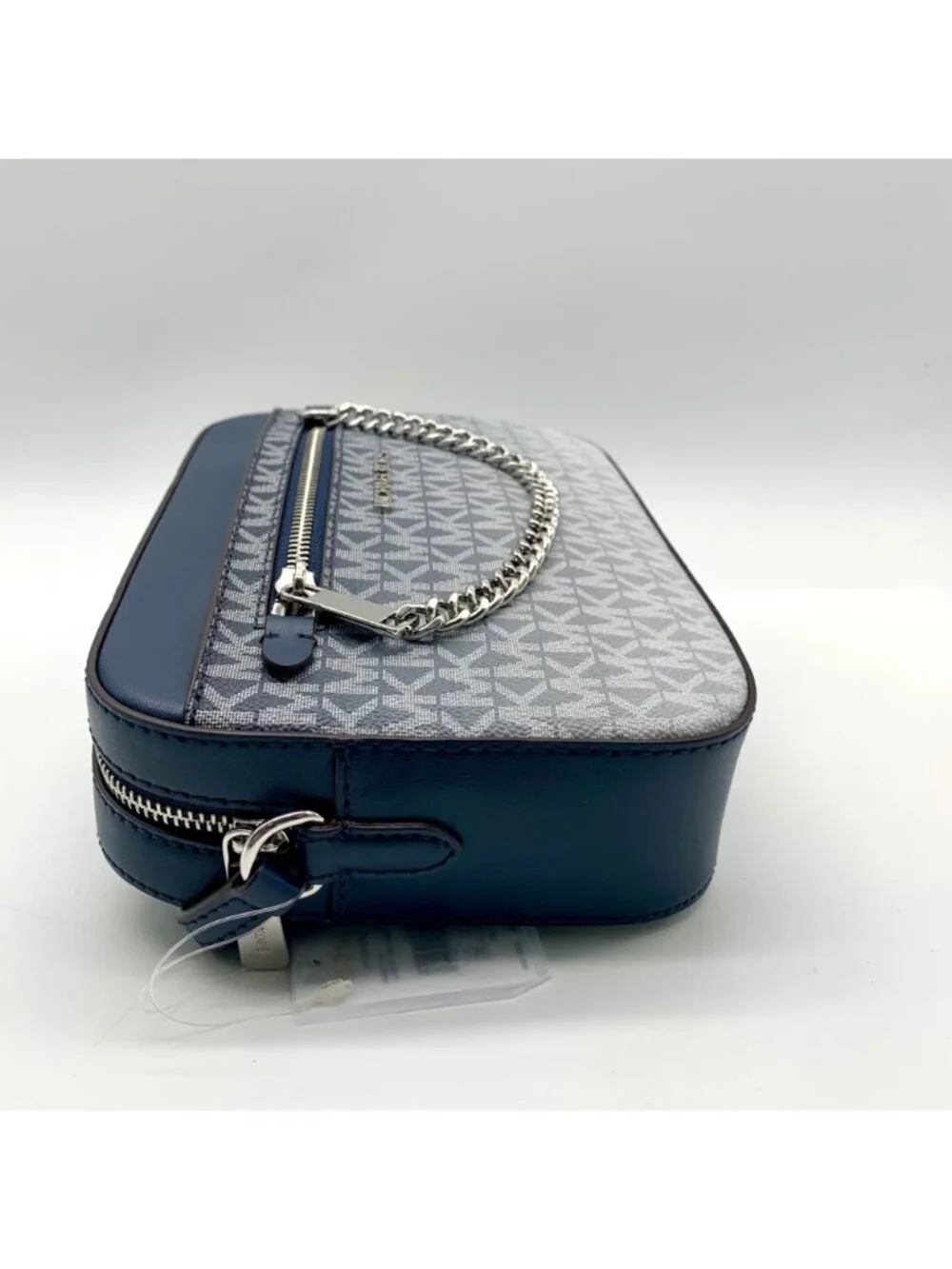 Michael Kors looking designer